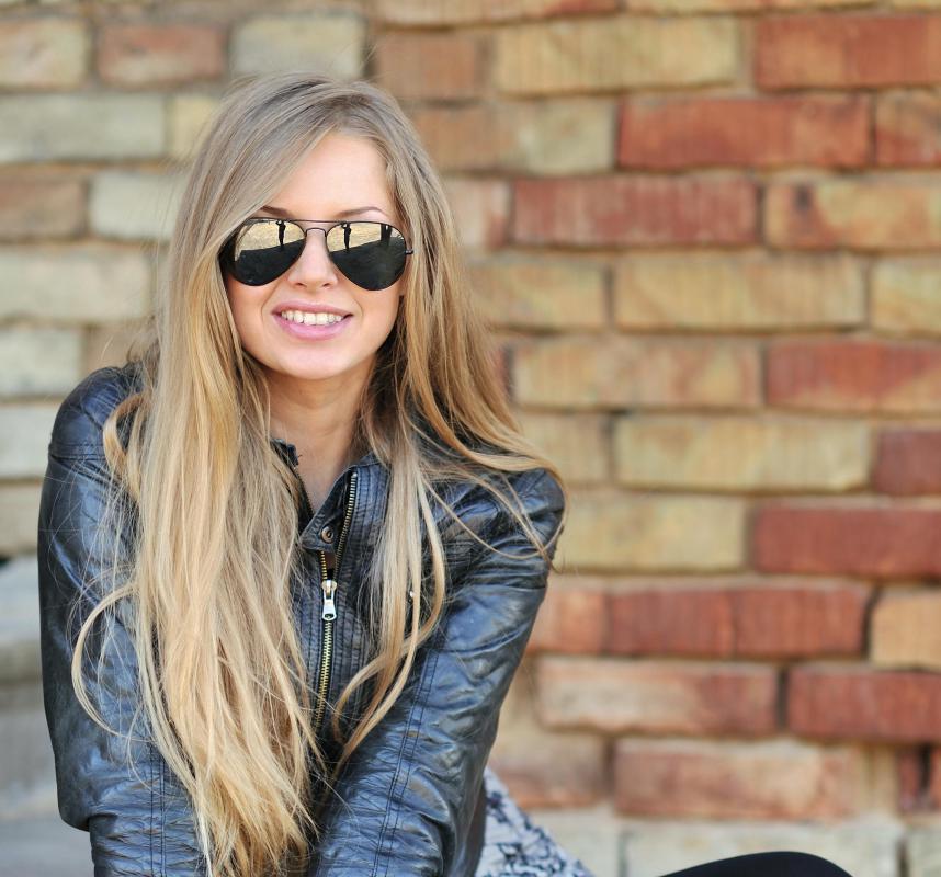 Aviator sunglasses are very popular.