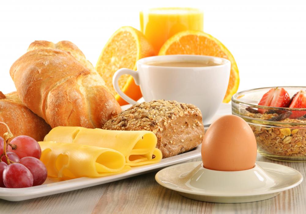 An industry analysis might look at hotel extras, such as complimentary breakfast.