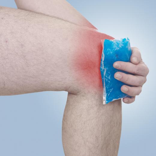 A patellar tendon injury may benefit from the application of ice.