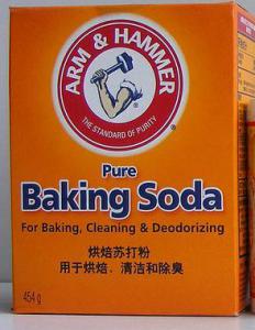 Baking soda and baking powder side by side.