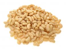 Beans often cause flatulence.