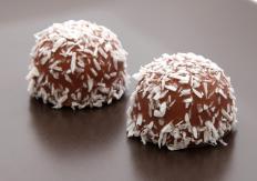 Milk chocolate truffles