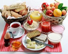 A continental breakfast including whole grain breads and oatmeal.