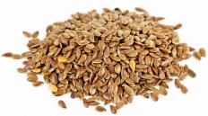 Flax seeds are rich in fatty acids. 