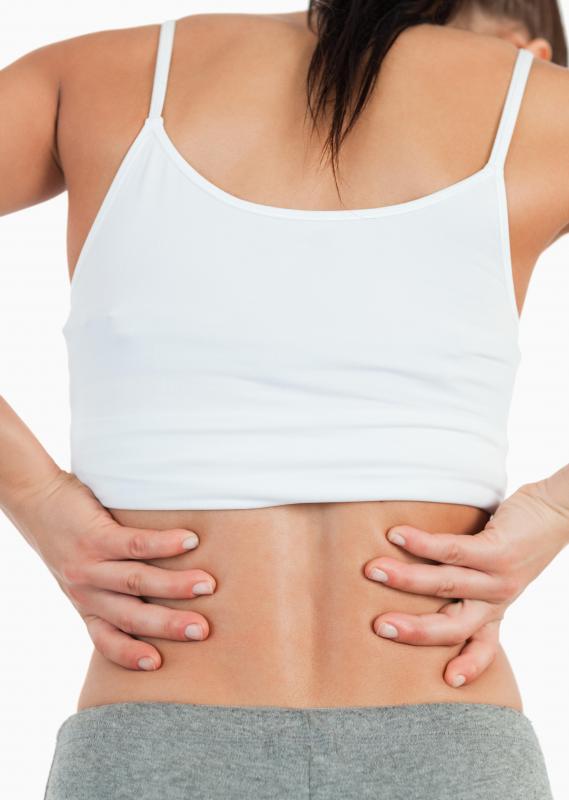 Patients with pyelitis frequently experience back pain.