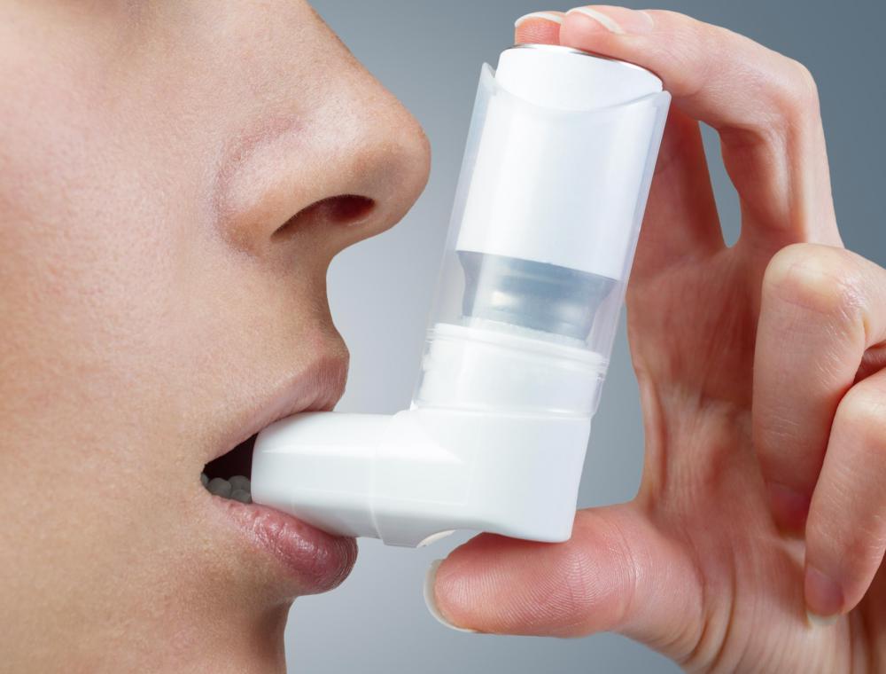 What are the Different Types of COPD Inhalers? (with pictures)