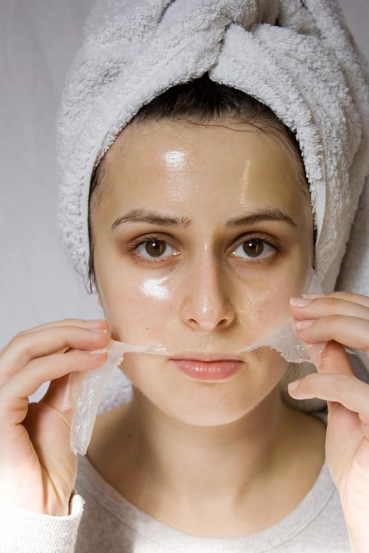 Glycolic peel off mask