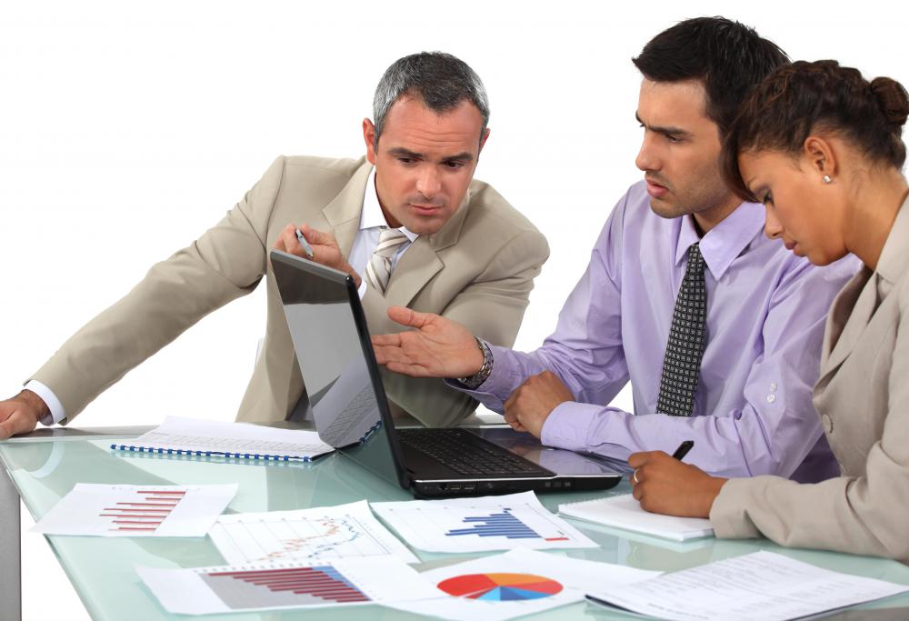 What Are The Roles Of A Financial Analyst