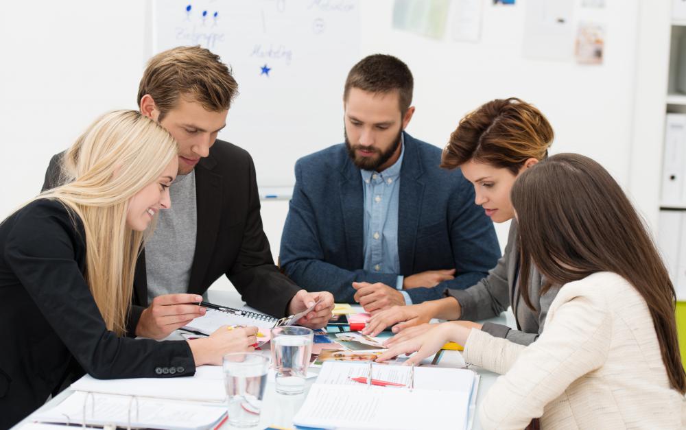 What Does A Meeting Facilitator Do with Pictures 