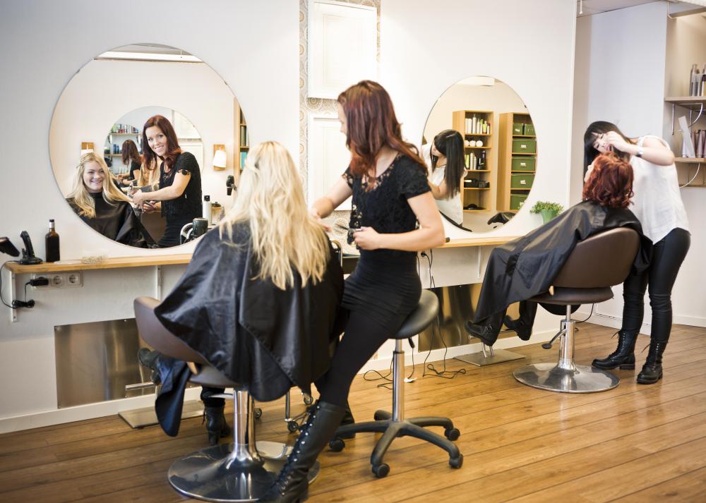 What are the Different Types of Salon Equipment?