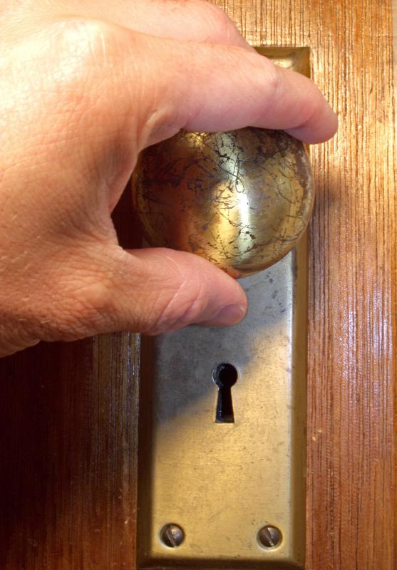 What Are The Different Types Of Doorknobs With Pictures