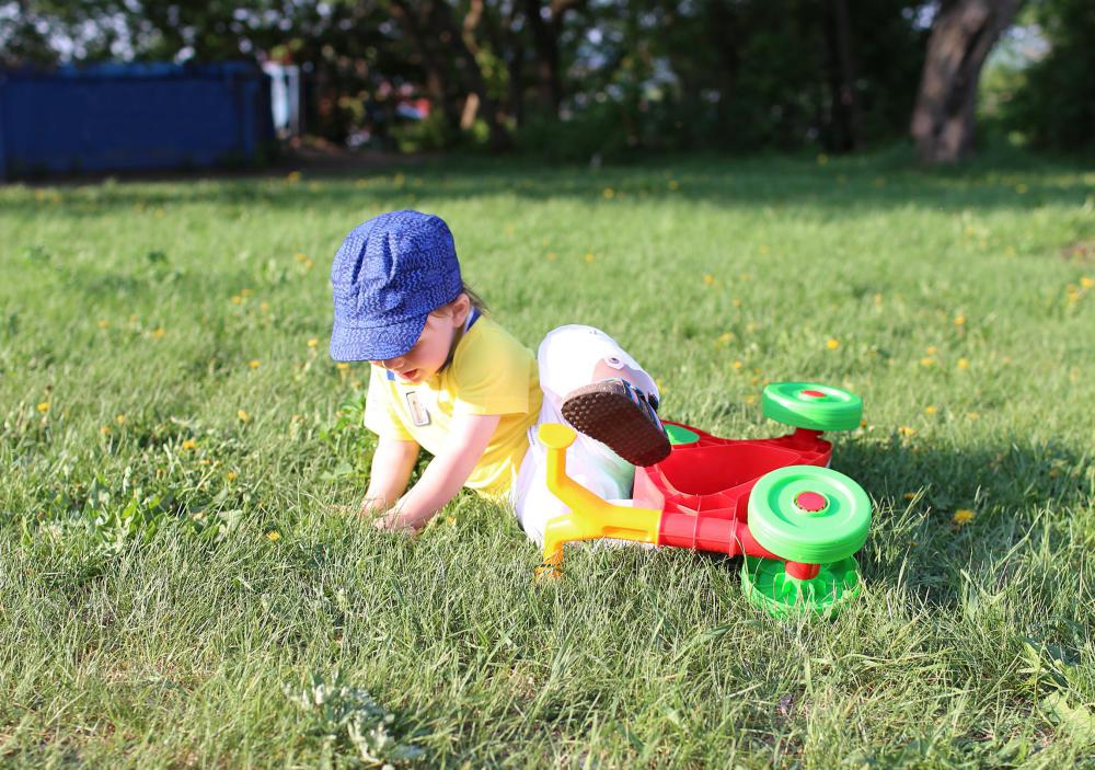 Un bambino che soffre di debolezza alla gamba sinistra può essere soggetto a cadute.