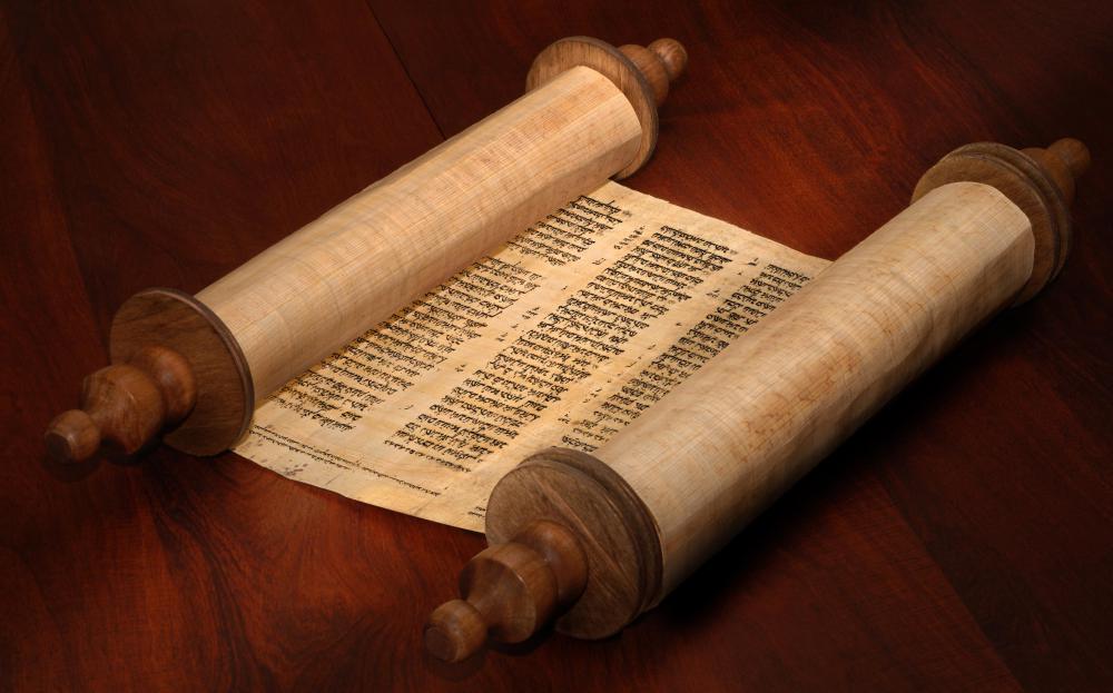 What Are The Dead Sea Scrolls with Pictures 