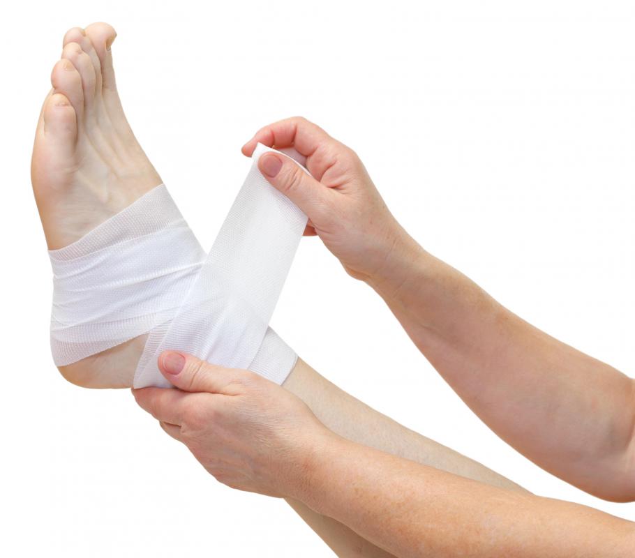 What Is A Bandage Wrap with Pictures 