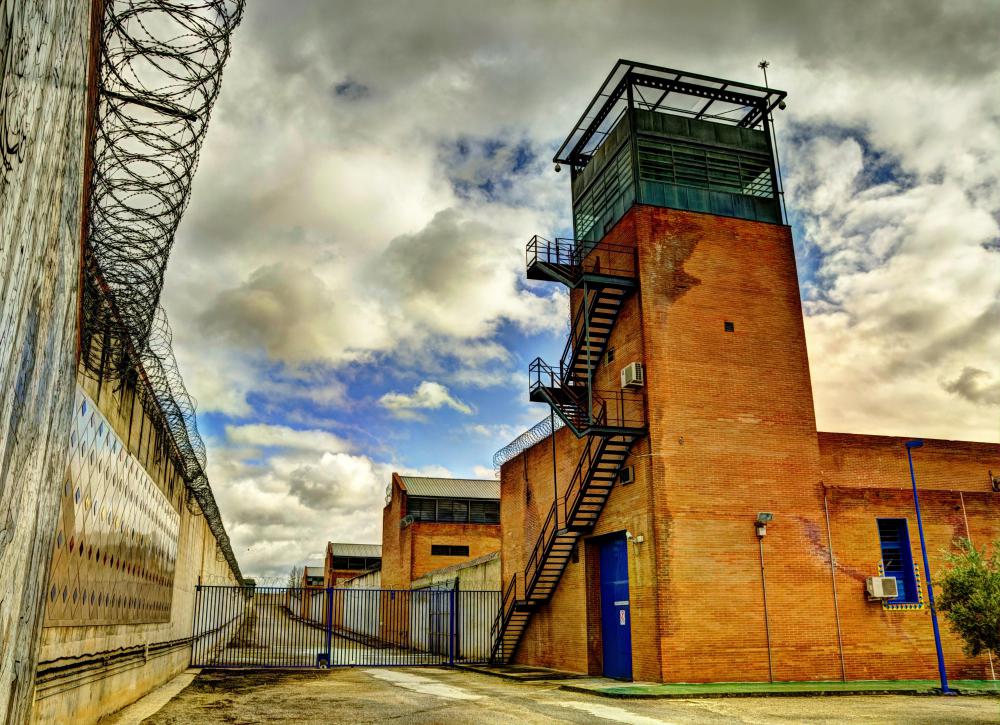 what-is-a-supermax-prison-with-pictures