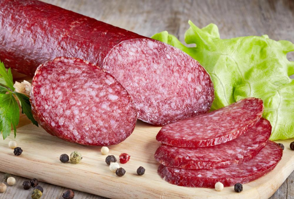 Salami là gì ? Cách thưởng thức Salami sành điệu, đúng chuẩn