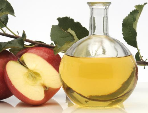 Apple cider vinegar is a natural solution for body odor.