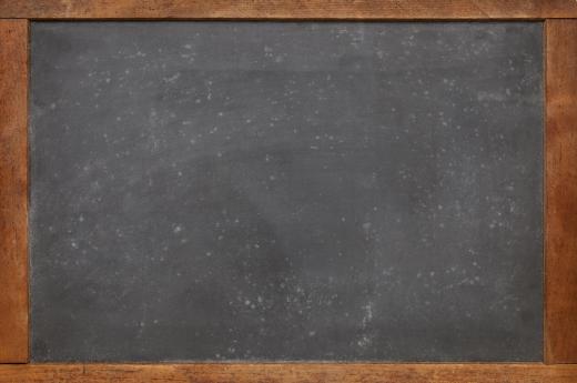 What is the History of the Chalkboard? (with pictures)