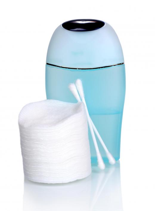 Makeup remover may be used to remove makeup without causing skin irritation.