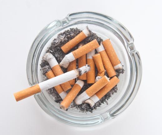 Smoking cigarettes is generally believed to be the main cause of lung cancer.