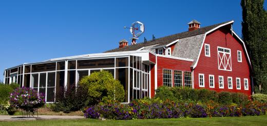 A homeowner can build a sunroom on his own or use a kit.