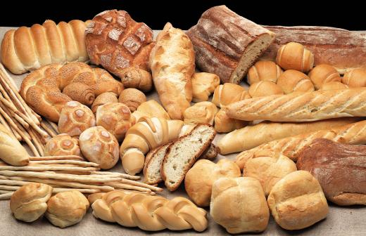 Various types of multigrain bread.