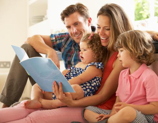 A family might spend a summer day reading together.