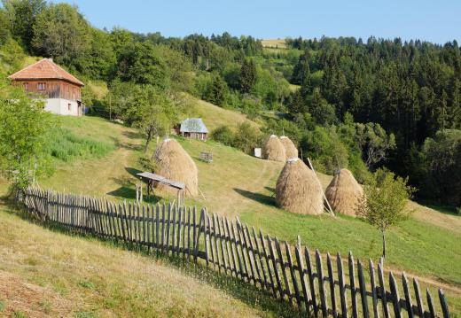 A farm fence will typically have a different functionality than one around an urban yard.