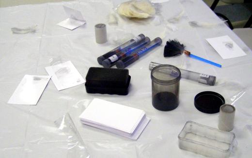 Fingerprint evidence technology, which uses brushes, powders and clear tape, are widely used in evidence technology.