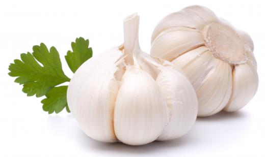 Garlic, which is often used for making flat bread.