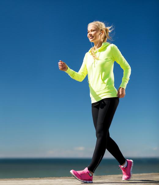 Brisk walking may help people lose weight quickly.