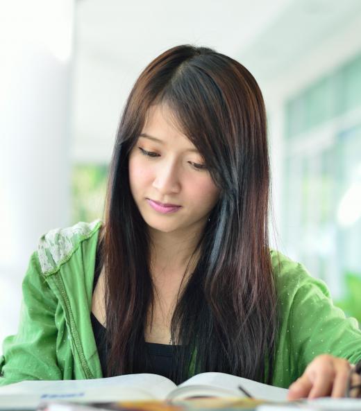 A varitey of student loan options can help young people fund their education expenses.