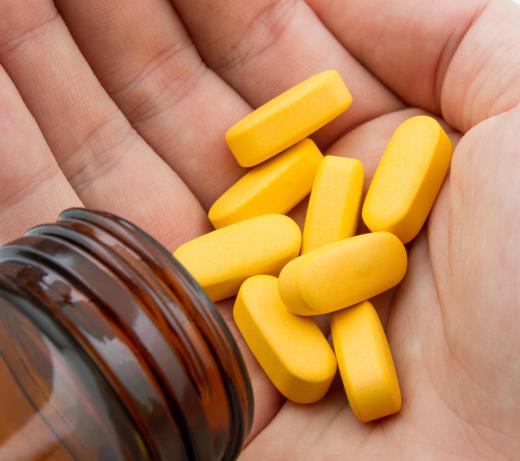 Taking vitamin B complex pills may help increase appetite in those with an overactive thyroid.