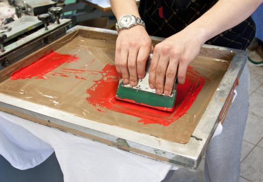 Screen printing is a process used to print on a variety of surfaces, including bags.