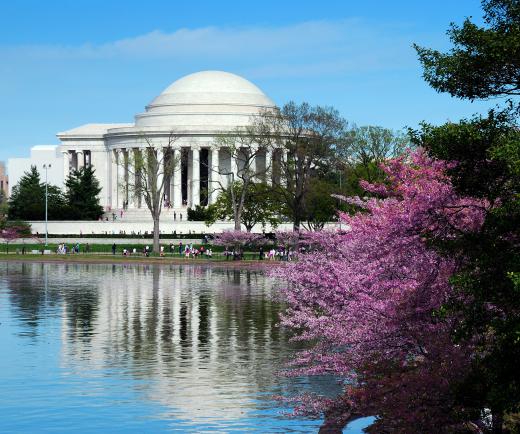 The Jefferson Memorial in Washington DC is free to visit.