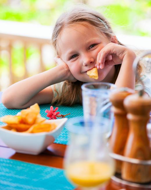 Tweens need to establish good eating habits as they progress into adolescence.