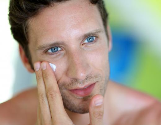 Retinol night cream may be used to improve the overall condition of the skin.