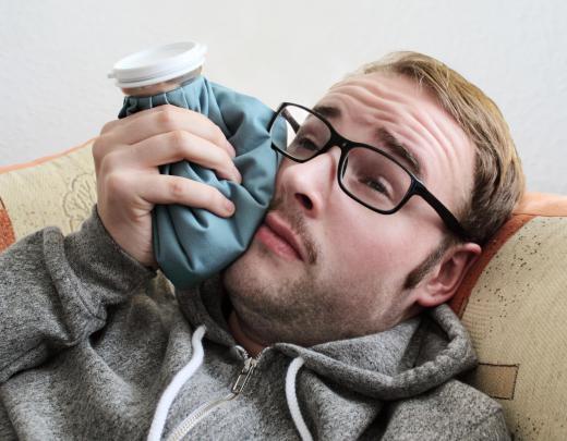 Applying ice to the jaw is a simple home remedy for TMD.