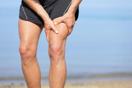 To avoid injury, it is important to warm up and start running slowly.