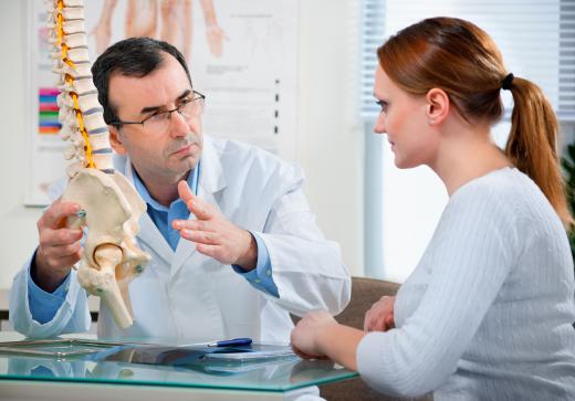 A chiropractor may be able to diagnose the source of back pain.