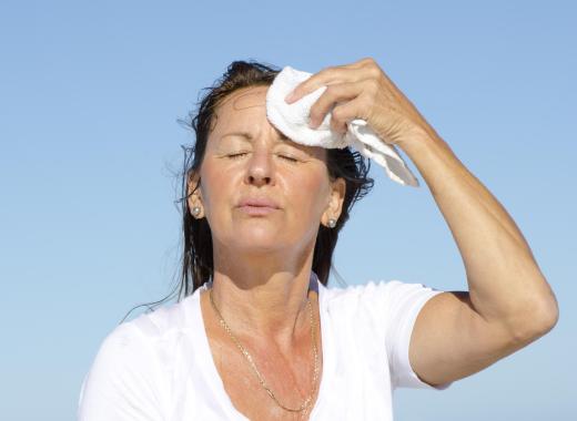 Fatigue and dizziness are two symptoms of heat stroke.