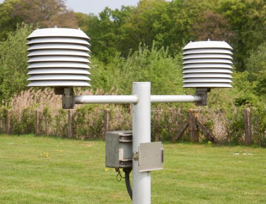 A wireless weather station collects temperature and other meteorological information.