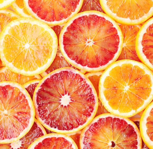 Vitamin B5 is found in oranges and bananas.