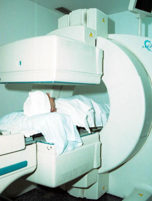 A PET lung scan can examine the tissues of lungs better than other imaging tests.