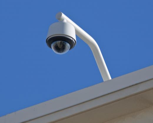 Some dome cameras come with a plastic or glass covering, so people cannot tell where the cameras are pointing.