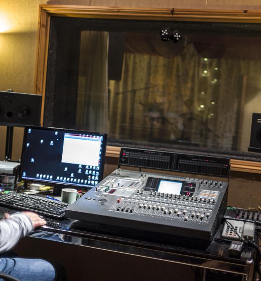 Many studio recording engineers hail from a fine arts or electrical engineering background.