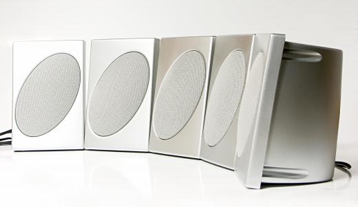 Speakers can be used to play iPod audio files.