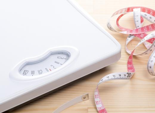 Many slimming clubs help their members to achieve their weight loss goals in stages.