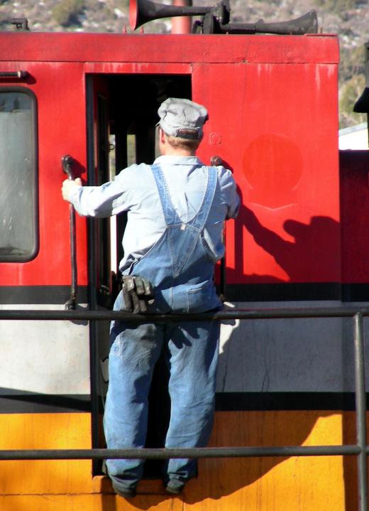 There may be a number of layovers during train travel, giving passengers time to explore surroundings.