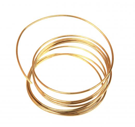 Metallic quantum wires are available in either nickel or gold.